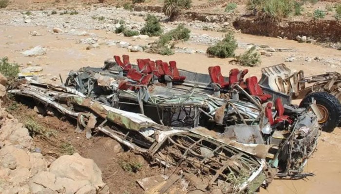 bus crash morocco