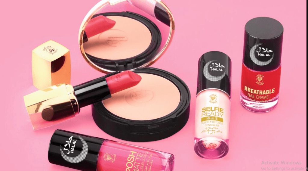 Hilal makeup