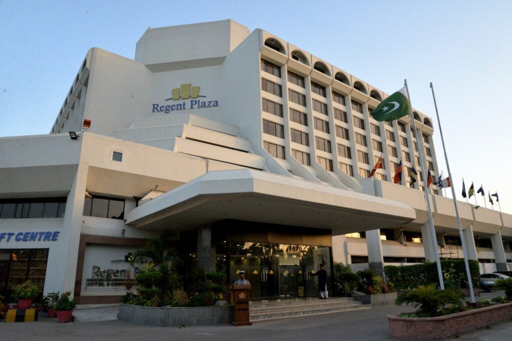Regent Plaza Hotel SIUT