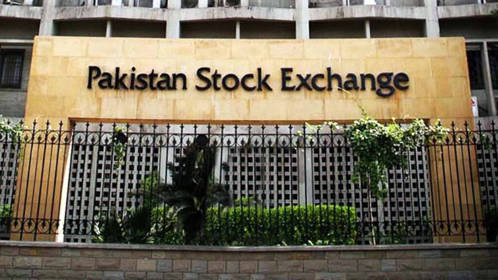 Pakistan stock exchange closes at record high