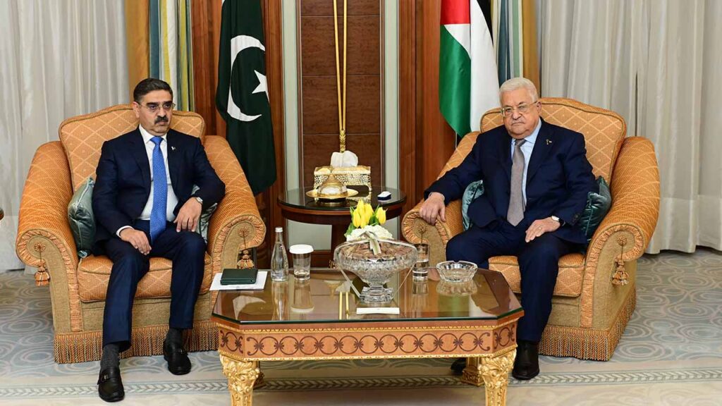 PM Kakar meets Palestine president