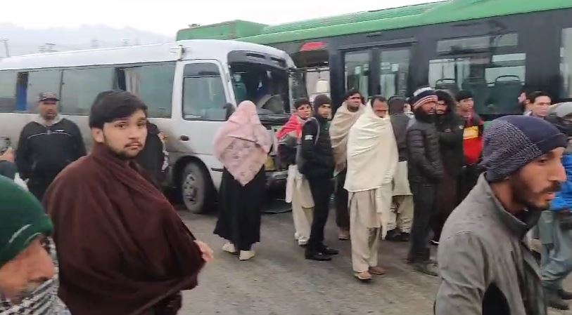 metro bus accident