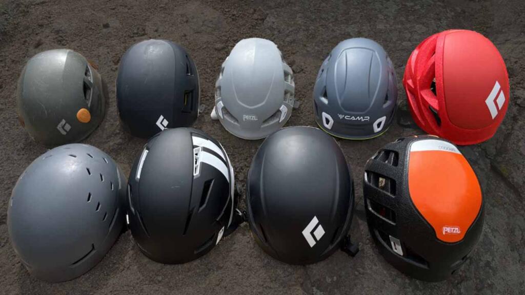 free helmets distribution in Lahore