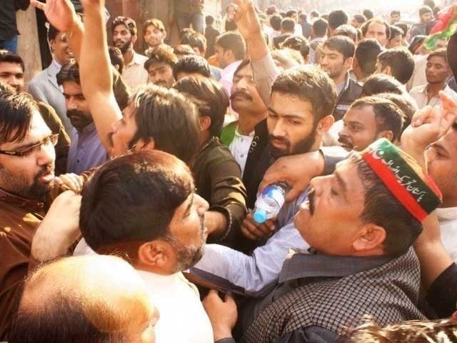 Elections 2024: PML-N PTI workers