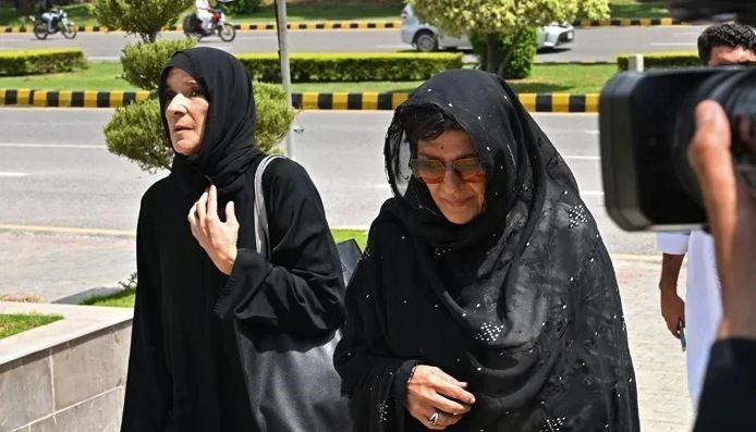 Imran Khan's sisters