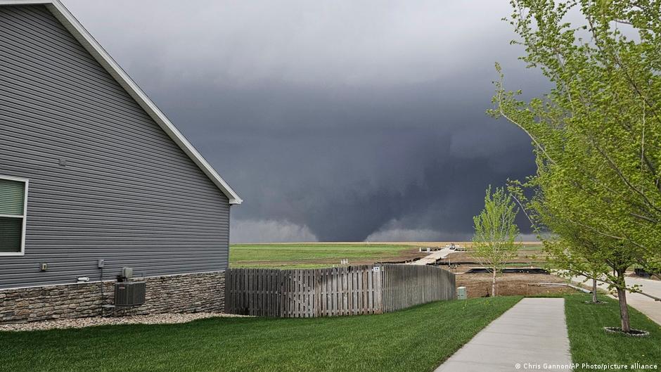 A tornado has caused considerable damage around the Midwestern US state of Nebraska's most populous city, Omaha