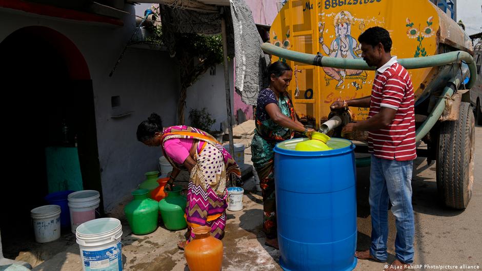 People living in poorer areas in Bengaluru are forced to buy expensive water from trucks