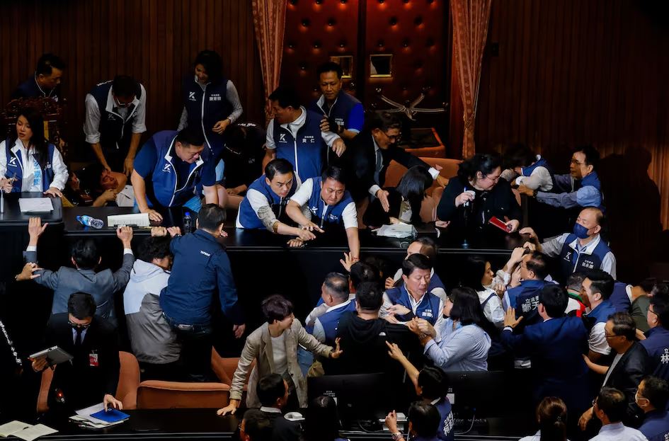 scuffle in parliament