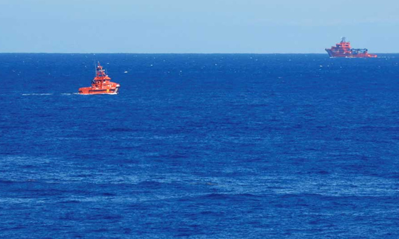 boat sinks off Canary Islands