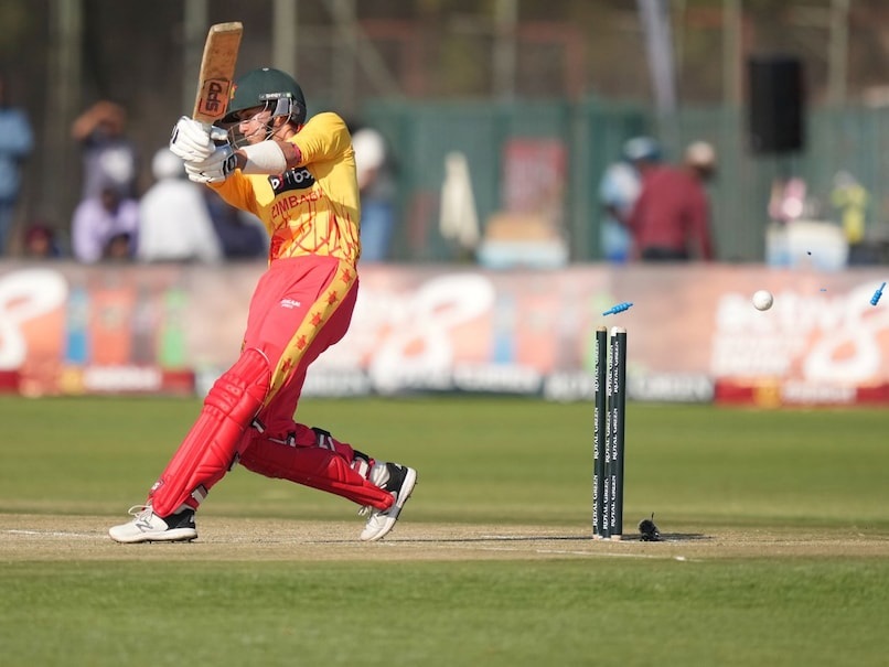 Zimbabwe took a 1-0 lead in their three-match T20 series against Afghanistan, sealing a dramatic last-ball victory in the opening match.