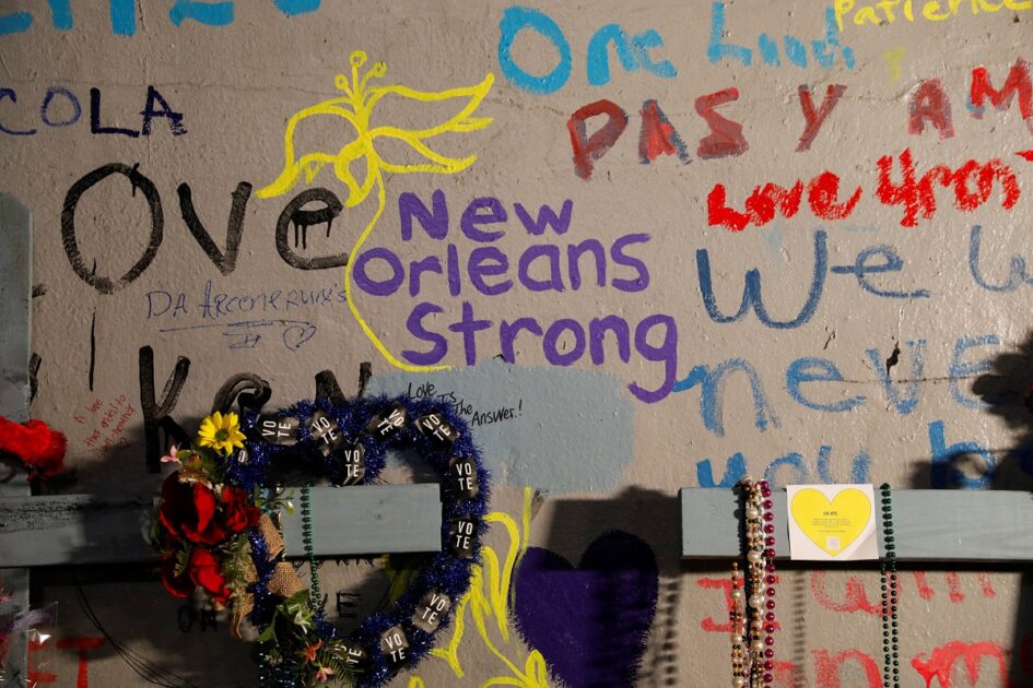 The FBI and Homeland Security warned of a potential public safety threat from violent extremists who might try to copy the New Orleans attack