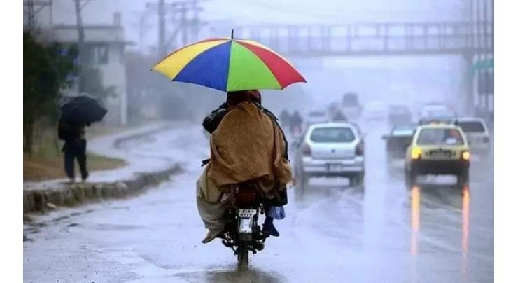 rain in Lahore