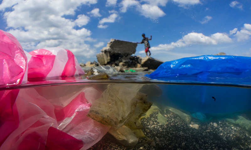 Plastic pollution and climate crisis