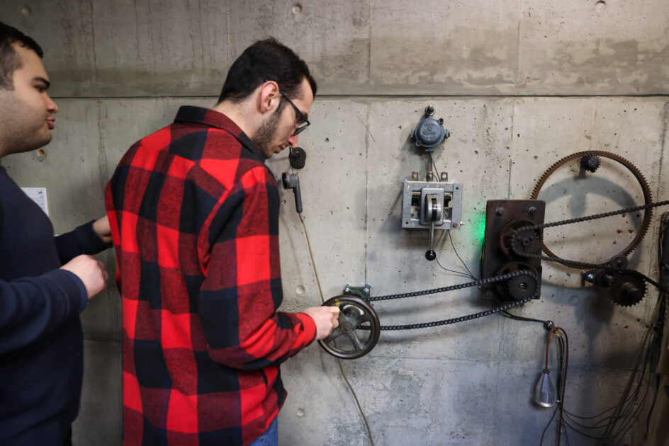 In a century-old building in Tehran, a man turned the dial of a vintage radio to tune into some of Iran's earliest recordings.