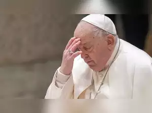 pope francis deteriorating health