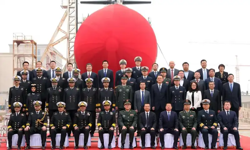 HANGOR-CLASS SUBMARINE launching