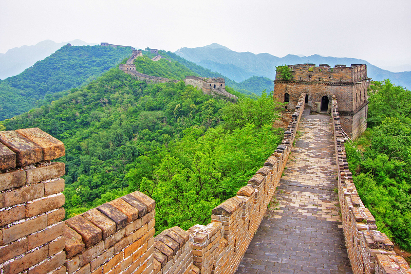 Two Japanese tourists were detained for two weeks in China and deported for taking photos of one’s exposed buttocks at the Great Wall.