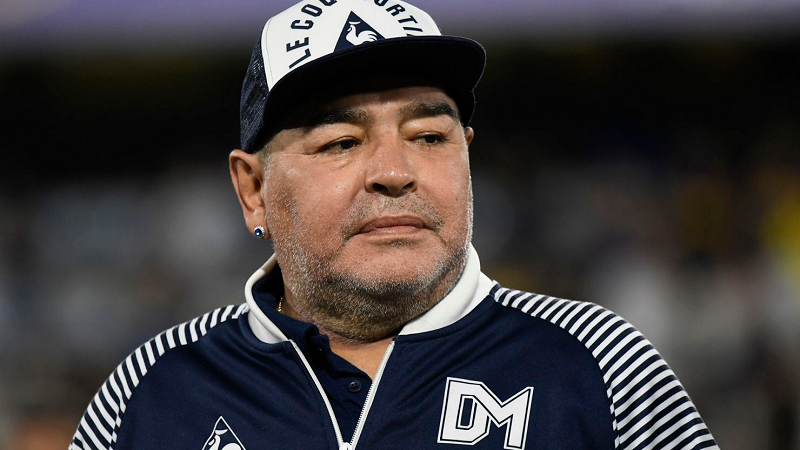 A policeman first on the scene of Diego Maradona death testified he saw no 