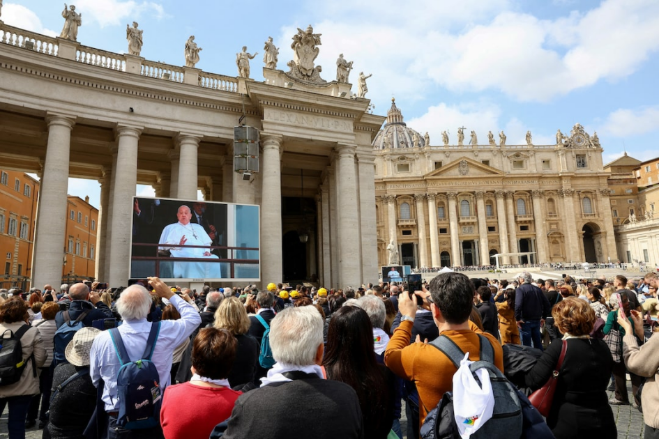 After 38 days in hospital battling double pneumonia almost entirely out of sight, Pope Francis made his first public appearance.