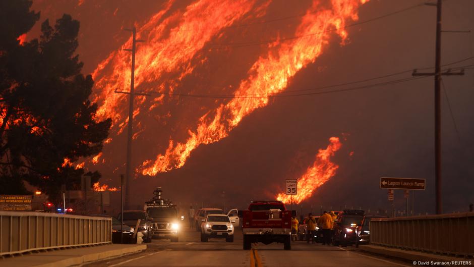 2 US scientific associations put out a call for submissions for research that would have been used in the National Climate Assessment (NCA) report after Trump effectively cancelled it.