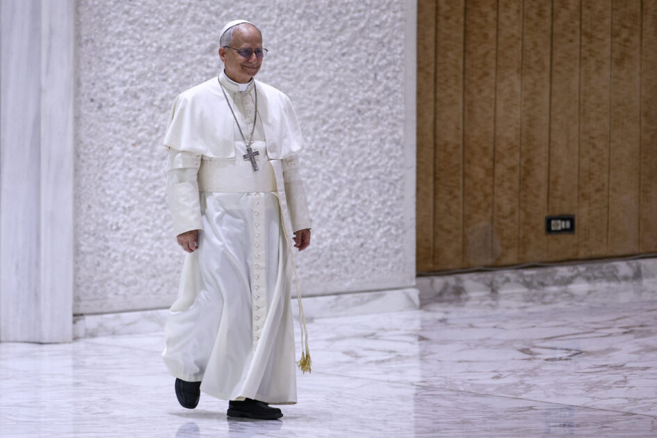 Pope Leo migrants