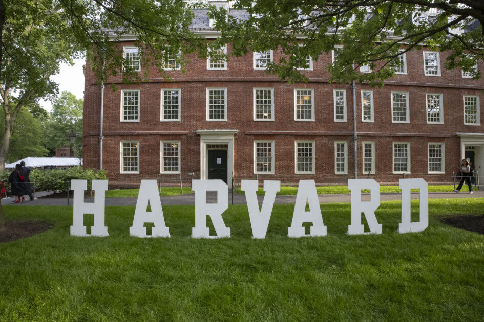 Harvard Trump