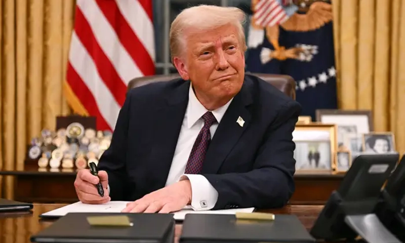 After Putin call, Trump says Ukraine truce talks to start 'immediately'