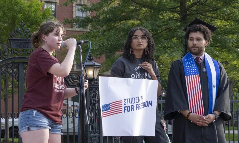 Harvard holds graduation