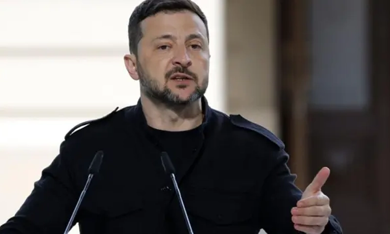 Zelenskiy cautious after Putin proposes