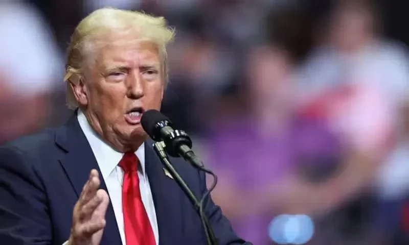 Trump urges Iran to make a deal