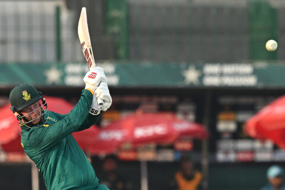 Klaasen retires