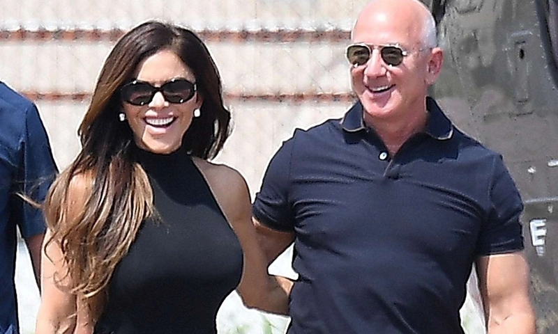 Amazon tycoon Bezos