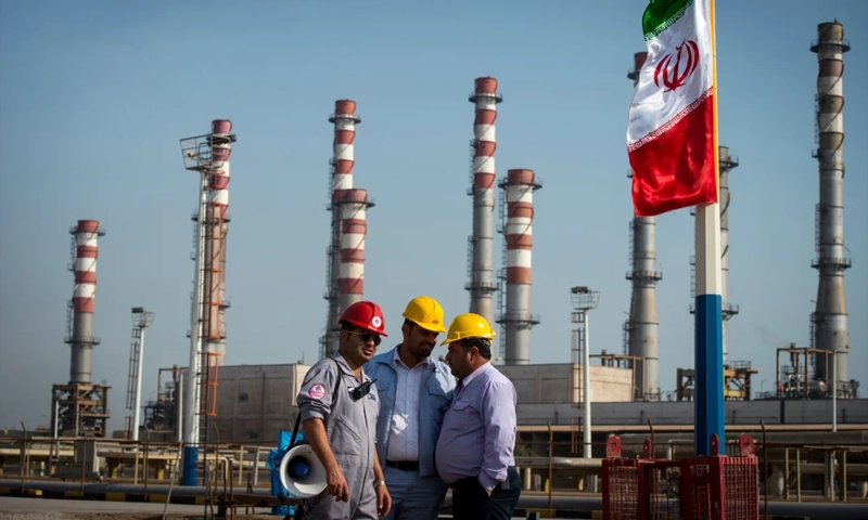 China can continue buying Iranian oil: Trump