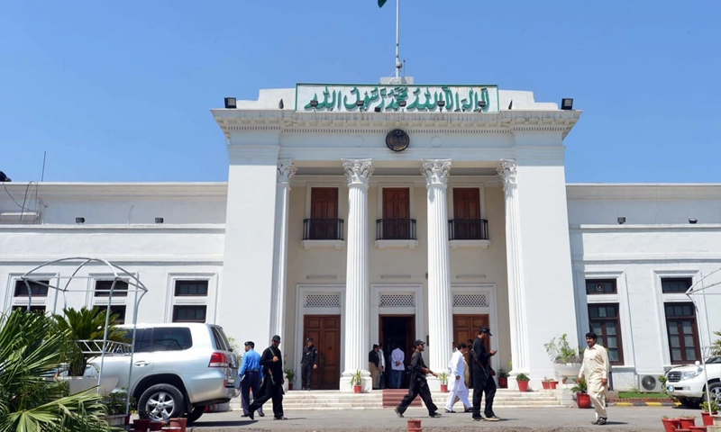 KP govt tables Rs2,119bn budget, relying heavily on Centre