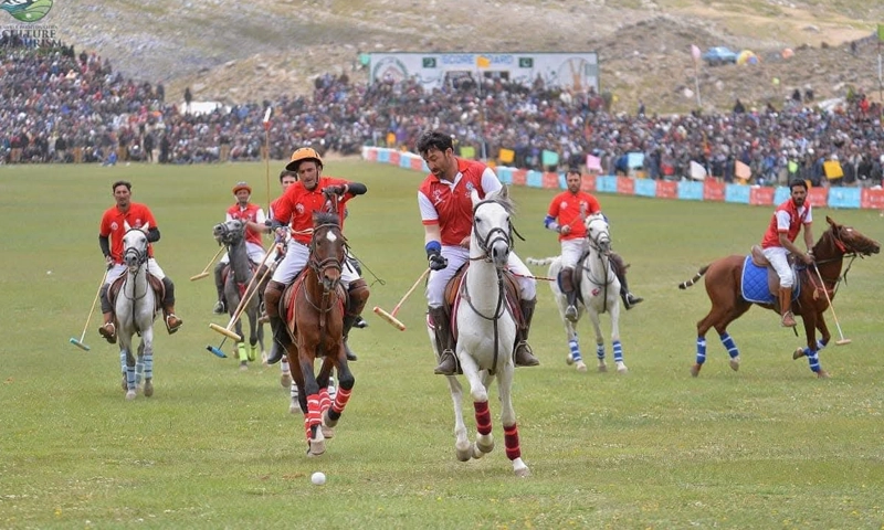 Shandur festival