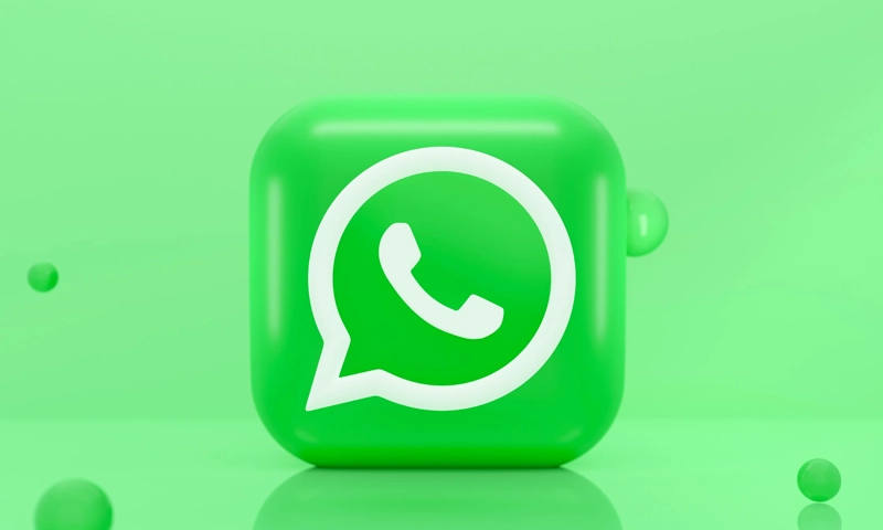 WhatsApp advertising features