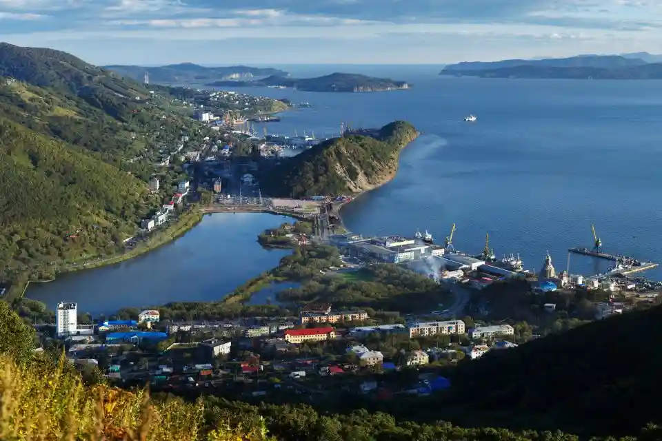 A 7.4 offshore earthquake near Kamchatka Peninsula, Russia triggered tsunami warning that were later canceled.