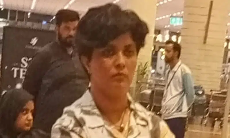 FIA official under probe after woman caught with heroin at Islamabad airport