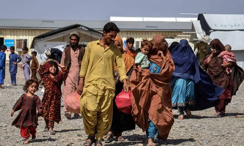 Pakistan to repatriate Afghan refugees