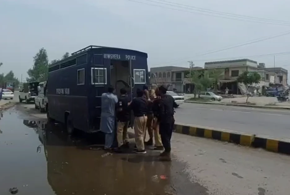 Nowshera protestors