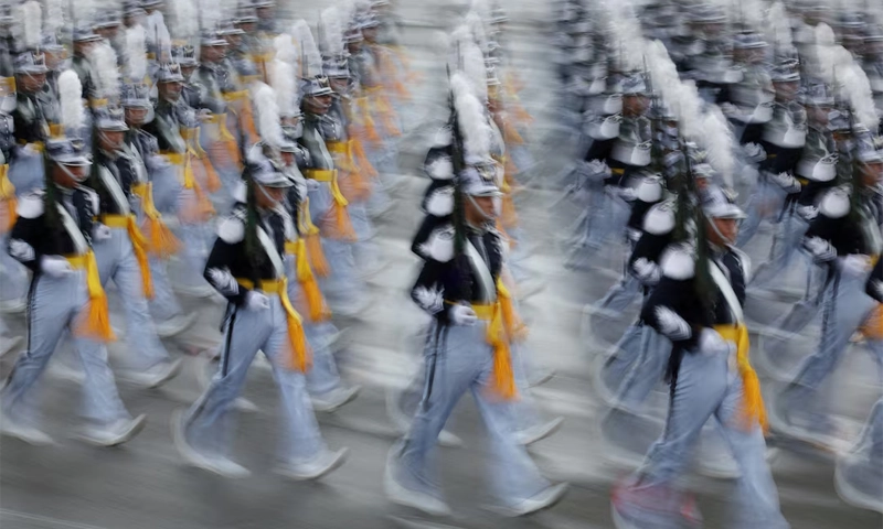 Lowest birthrate hits South Korea military which shrinks 20pc