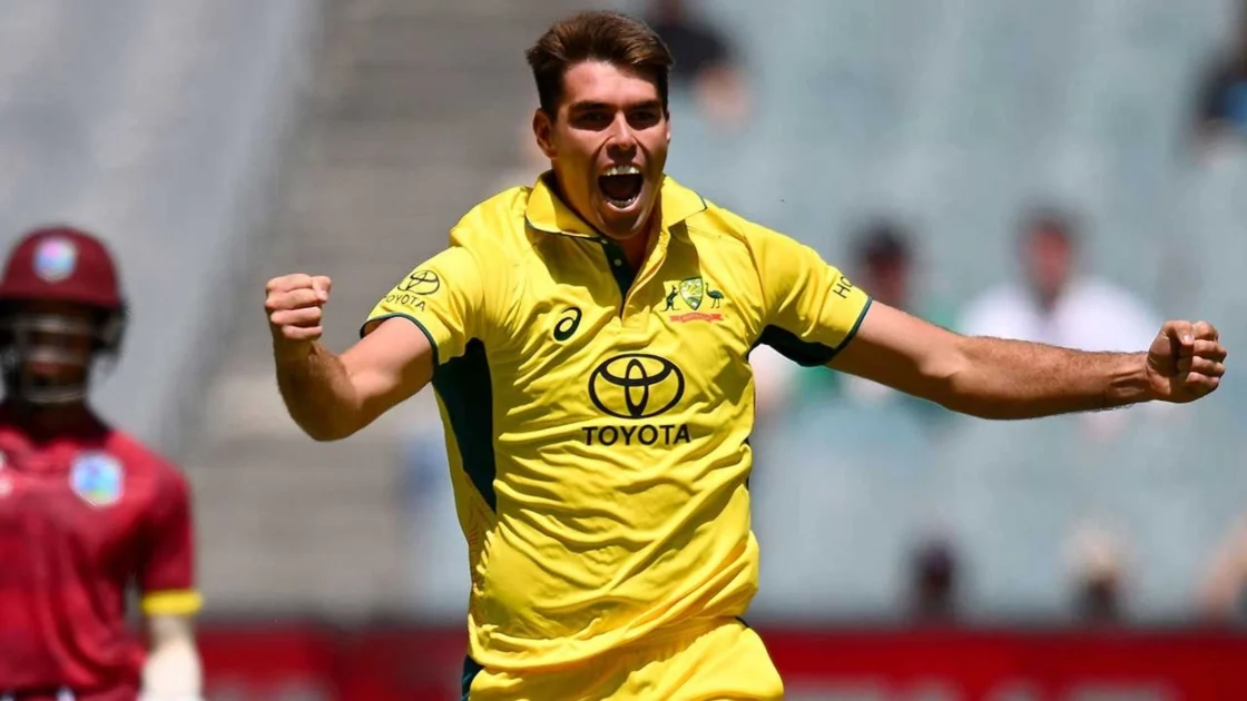 Xavier Bartlett played a critical role as South Africa set Australia a target of 277 in the second one-day international in Mackay.