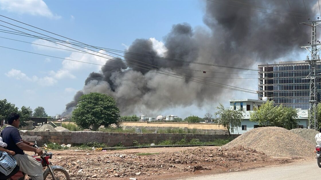 IT PArk building in Chak Shahzad catches fire
