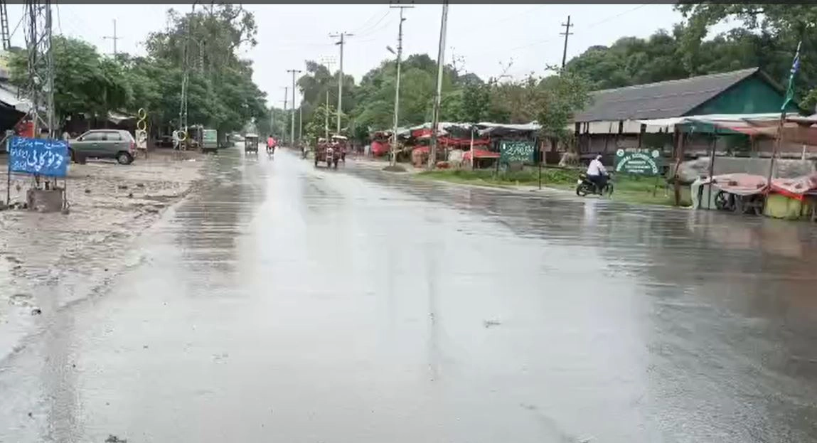 A moderate flood alert has been issued for the River Ravi for the next 48 hours.