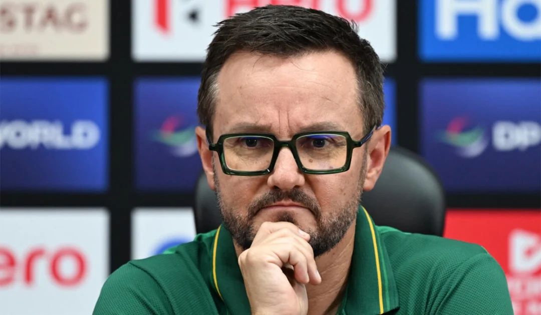 Pakistan vs India: Hesson tells everyone to 'focus on job'