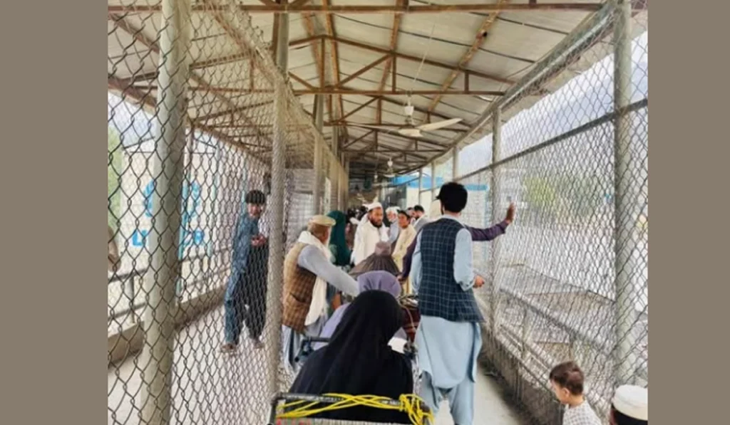 Torkham border shut