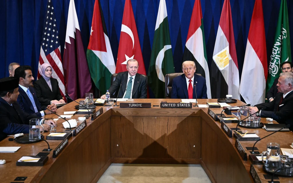 Trump meets Muslim leaders