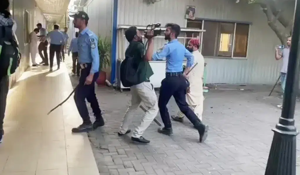 police raid on Islamabad Press Club