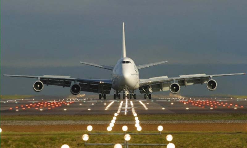 Karachi airport runway to remain shut