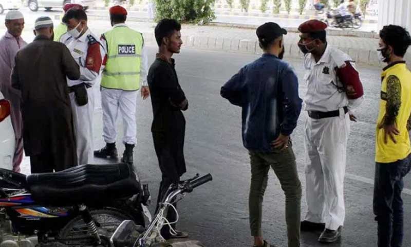 Traffic police challan